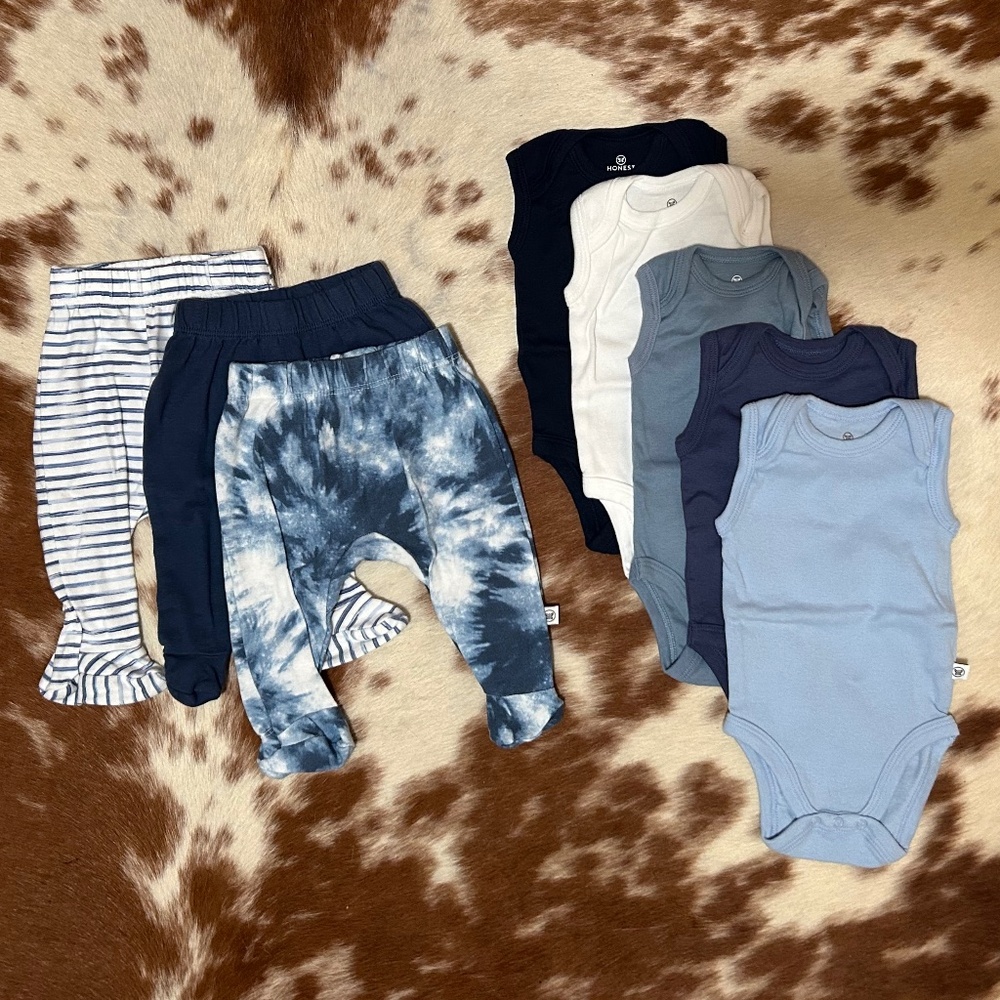 Honest Baby Clothing Lot Newborn
